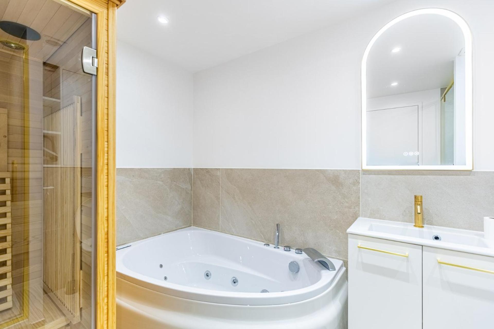 Lavie Maison Balneo Garden Flat Бордо Экстерьер фото