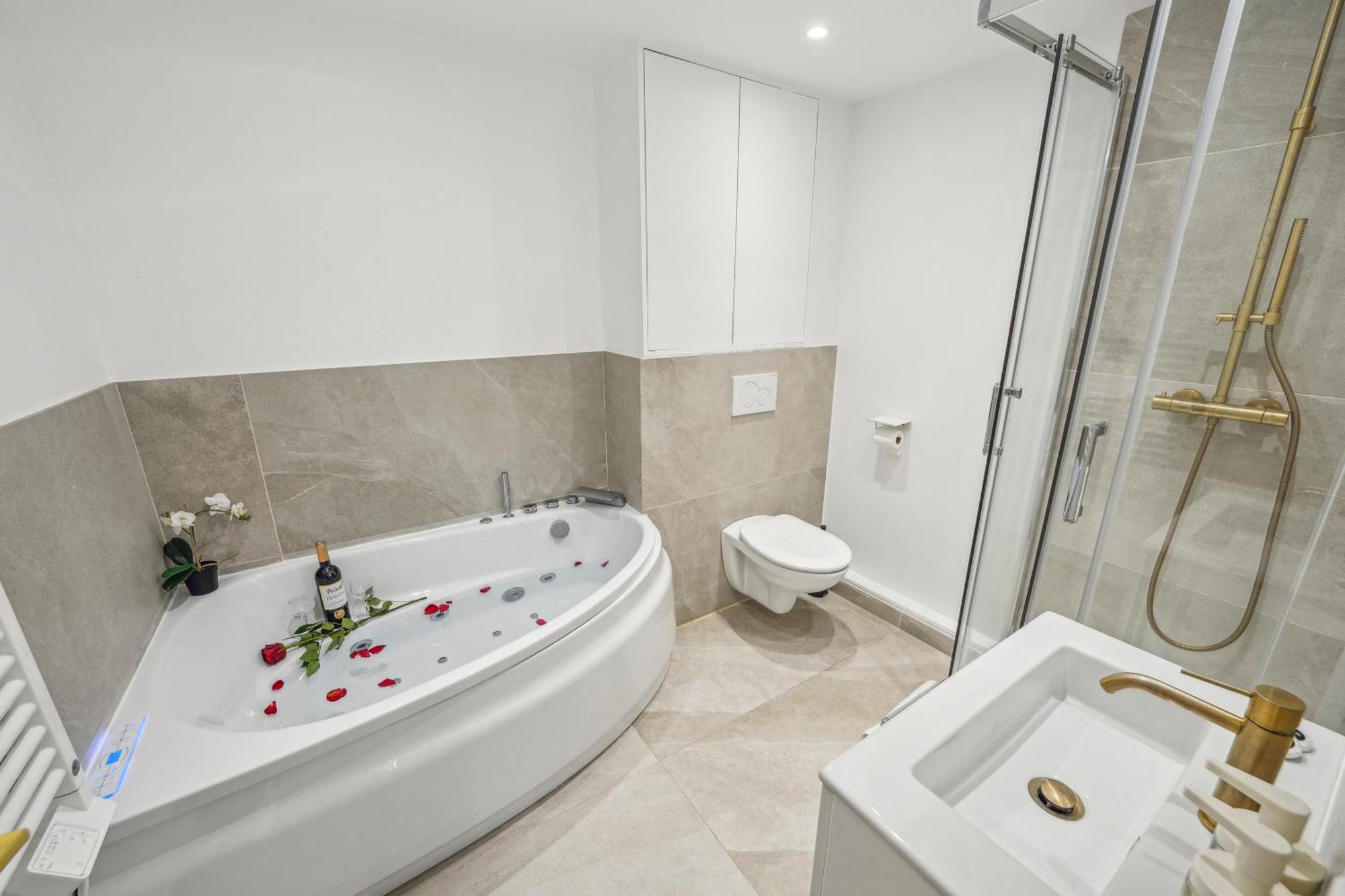 Lavie Maison Balneo Garden Flat Бордо Экстерьер фото